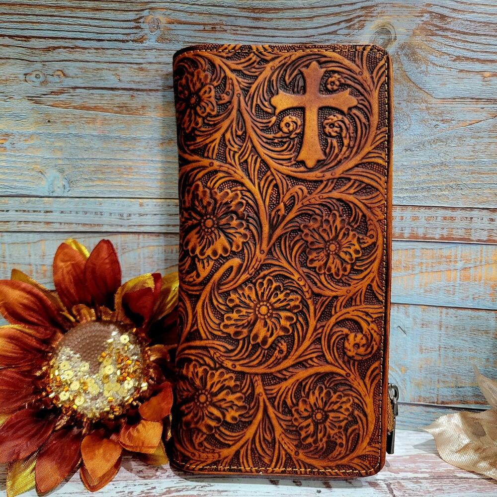 Montana West Genuine Leather Tooled Bi-Fold Wallet W Detachable Zippered Pocket